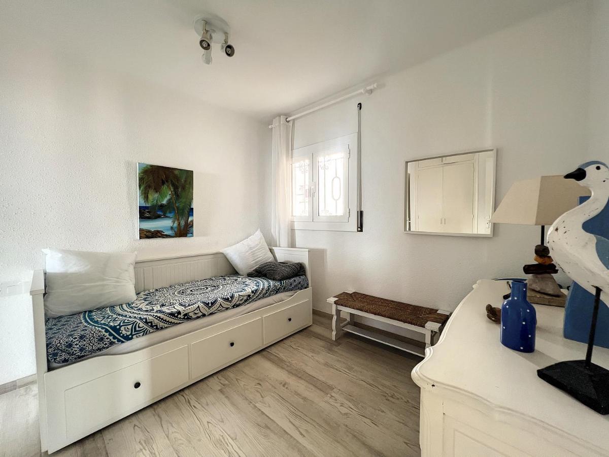 Ferienwohnung Alexandra 1 Era Linea De Mar, Fantastico Piso Tota Roses Exterior foto